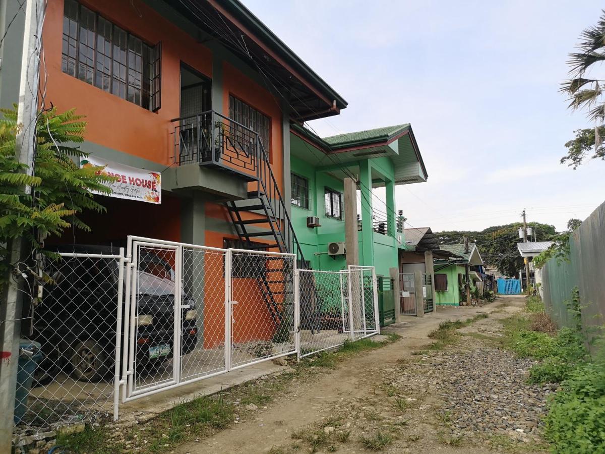 Estrelle Orange House - Backpackers Hub Διαμέρισμα Puerto Princesa Εξωτερικό φωτογραφία