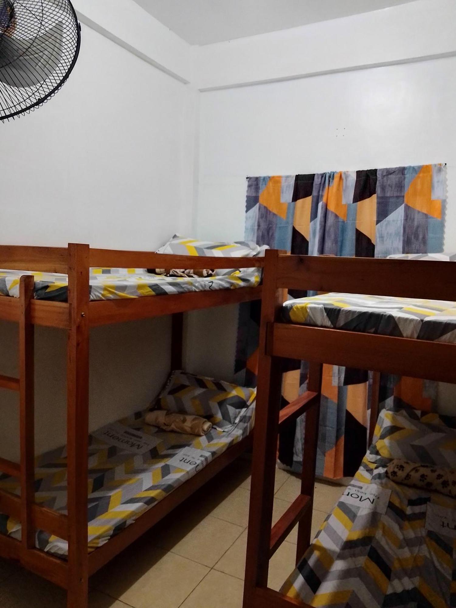 Estrelle Orange House - Backpackers Hub Διαμέρισμα Puerto Princesa Εξωτερικό φωτογραφία
