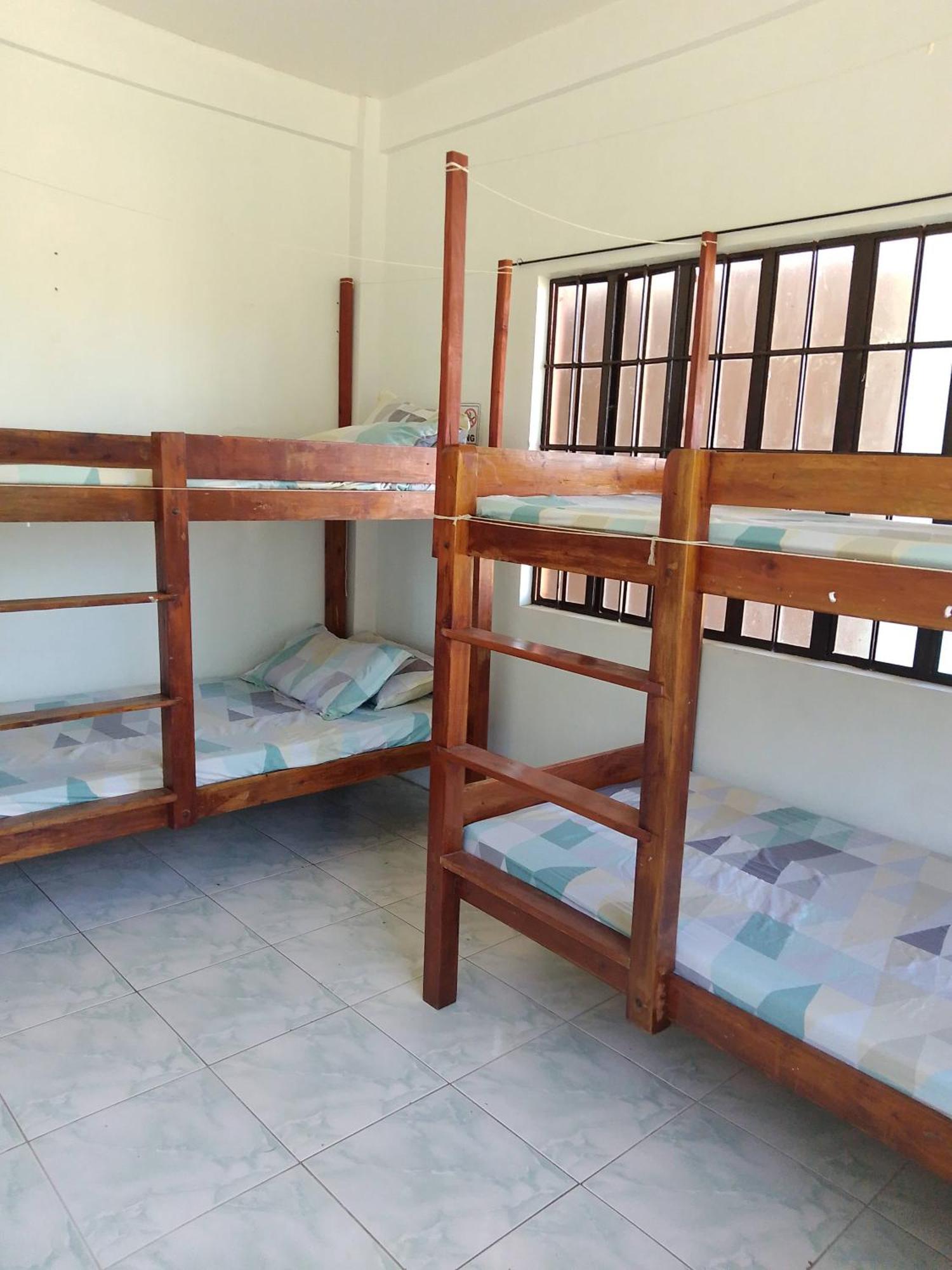 Estrelle Orange House - Backpackers Hub Διαμέρισμα Puerto Princesa Εξωτερικό φωτογραφία