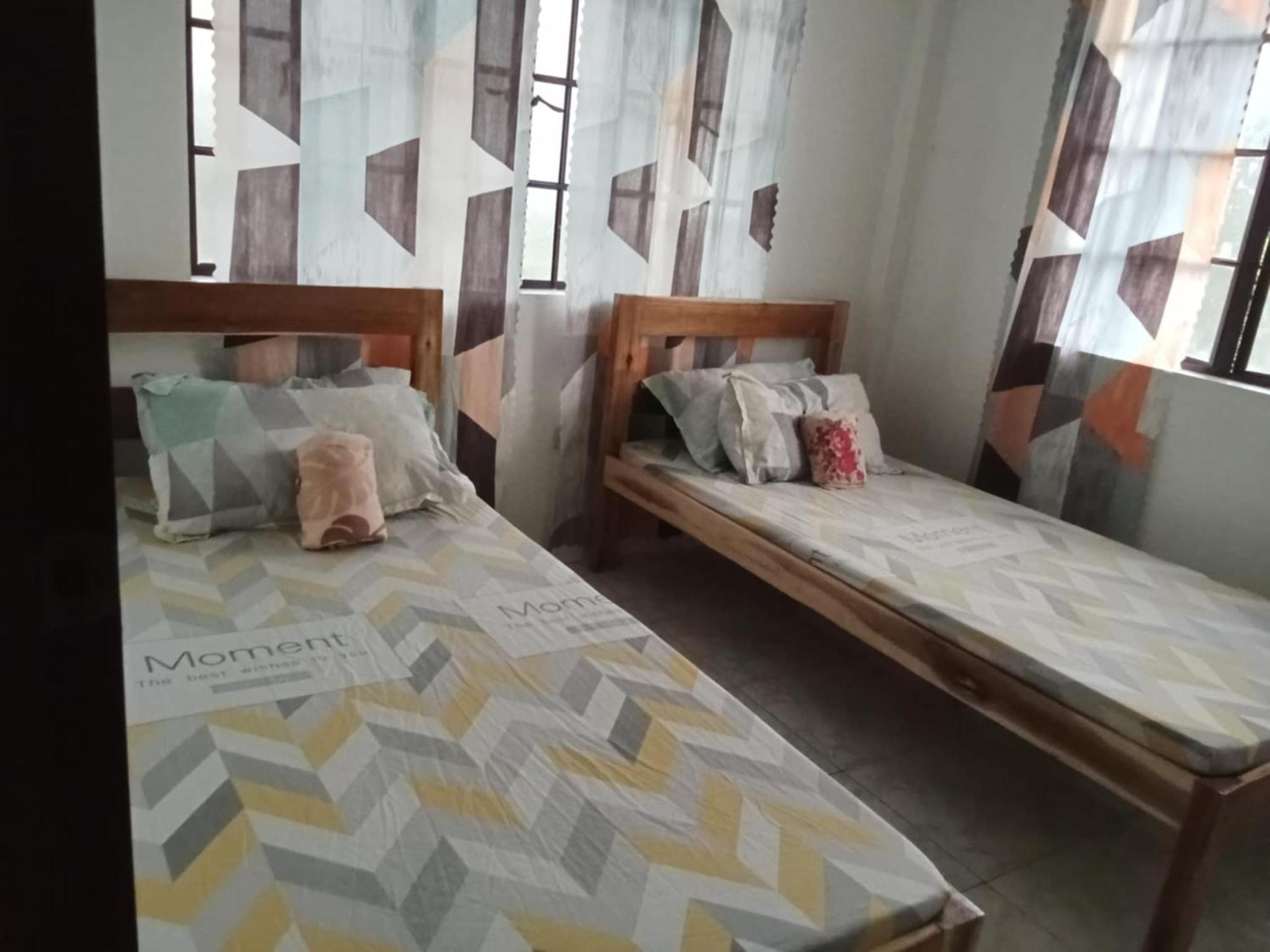 Estrelle Orange House - Backpackers Hub Διαμέρισμα Puerto Princesa Εξωτερικό φωτογραφία